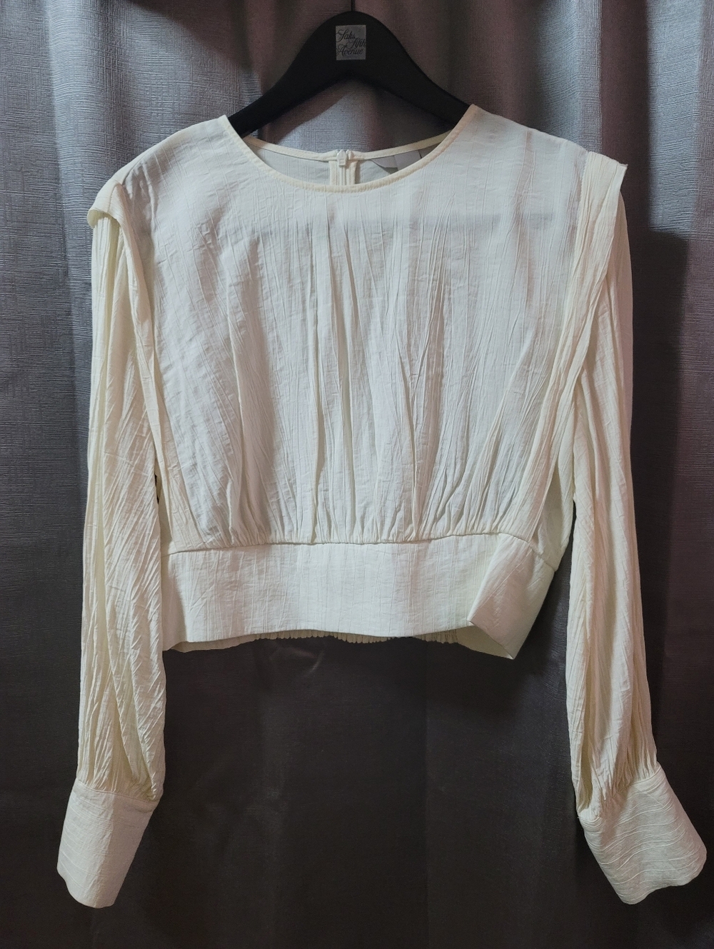 H&M Cream Long-Sleeve Cropped Blouse L
